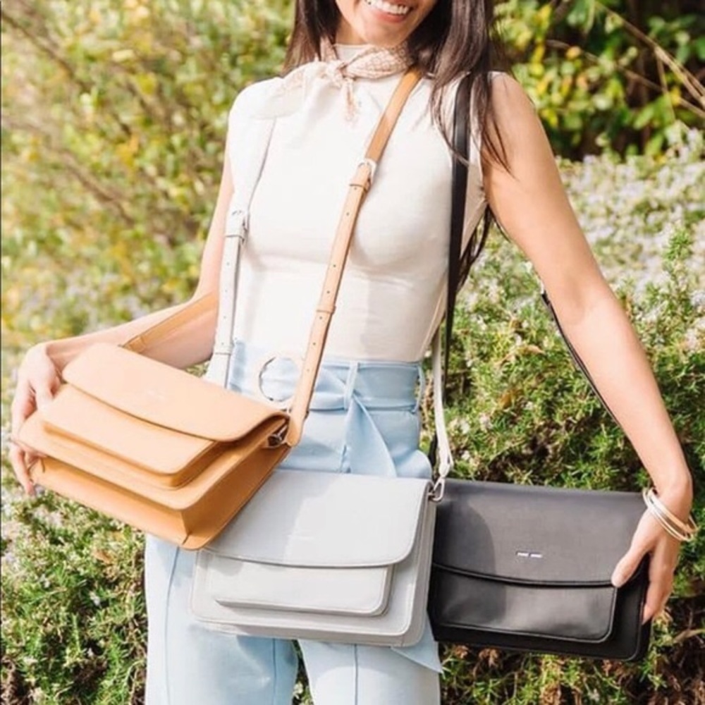 Pixie Mood Zoe crossbody in Honey